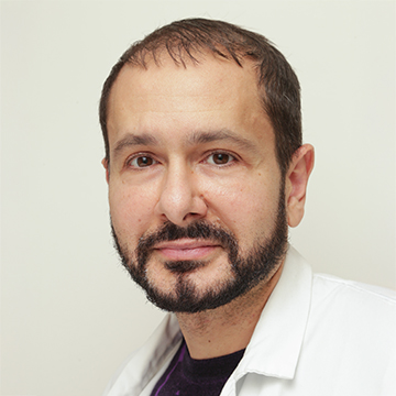 Portrait de Mr Abbas Taleb, Attaché de Recherche Clinique Senior au CERVCO.